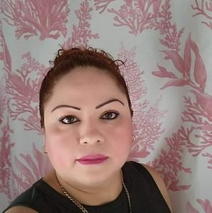 Meet your Posher, Lea